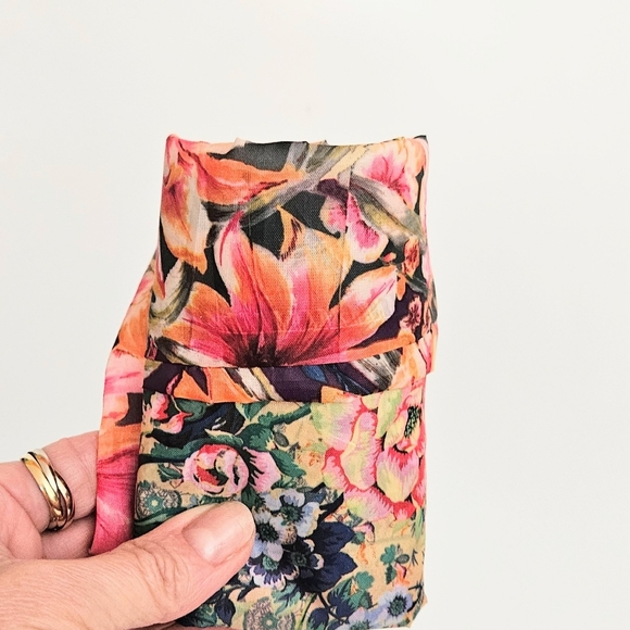 Johnny Was Floral Nylon Packable Foldable Tote Bag Travel Shopping Reusable Bag - Picture 3 of 9